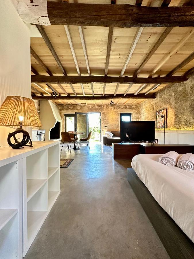 Апартаменты Loft 40-10 Виго Экстерьер фото